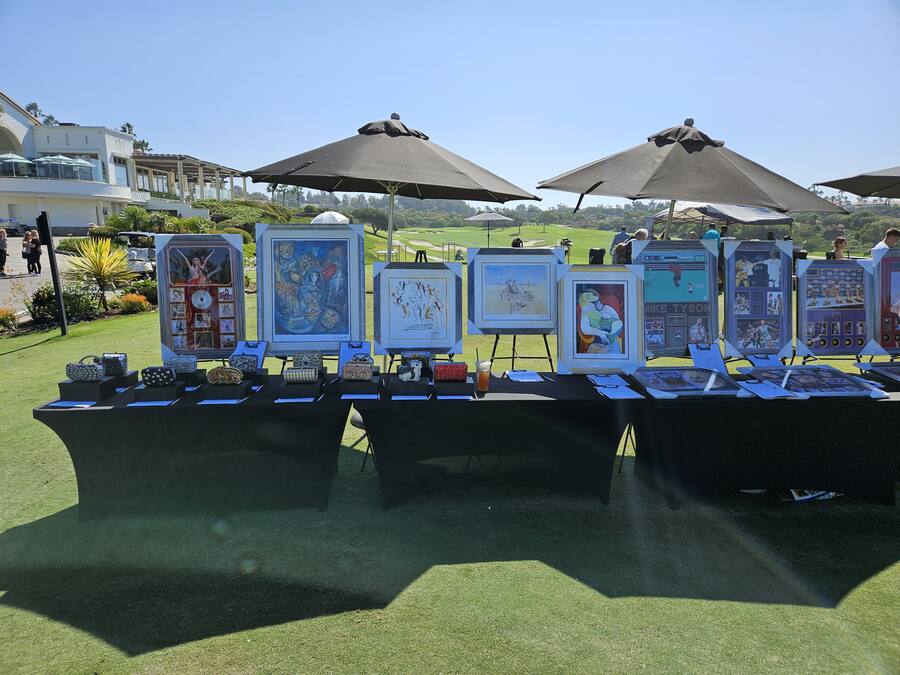 Fine Art & Memorabilia — Full Table Layout